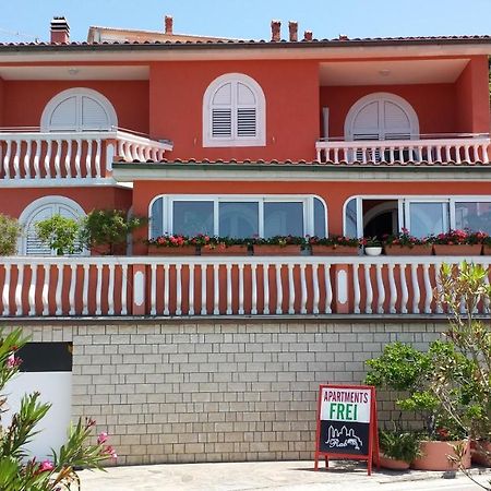 Vila "Mare" Banjol Ngoại thất bức ảnh