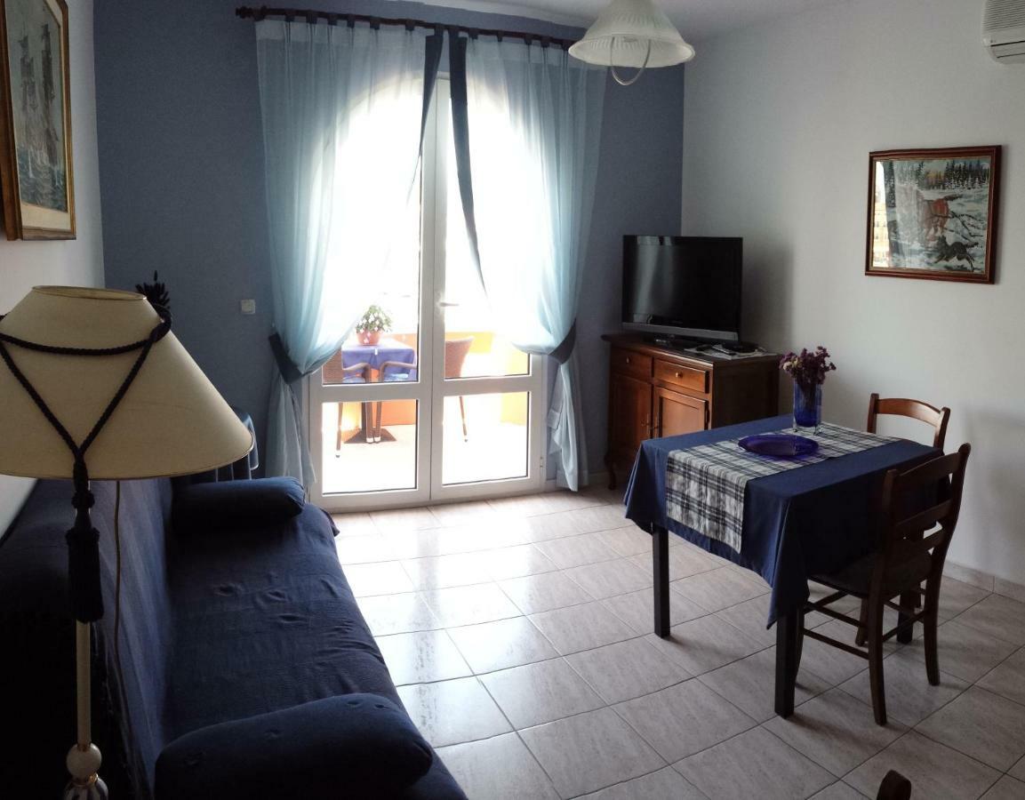 Vila "Mare" Banjol Ngoại thất bức ảnh